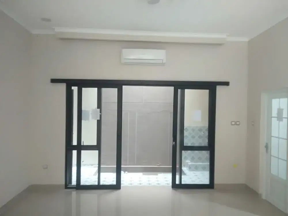 terima jasa pembuata . kusen alumunium