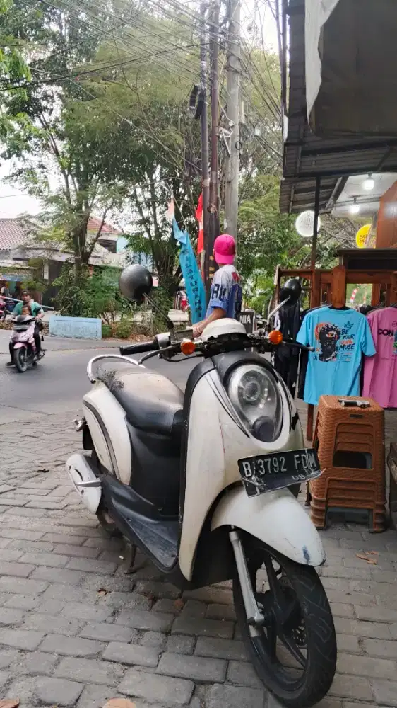 di jual scoopy 2012