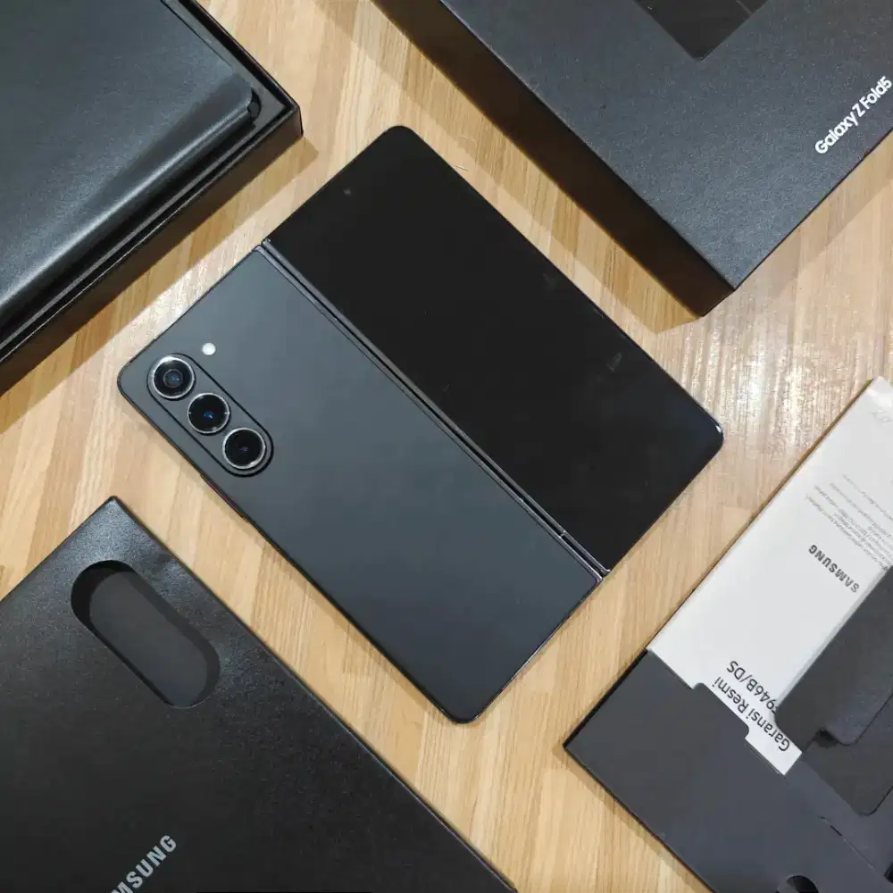 Samsung Galaxy Z Fold 5 12/1TB SEIN Fullset