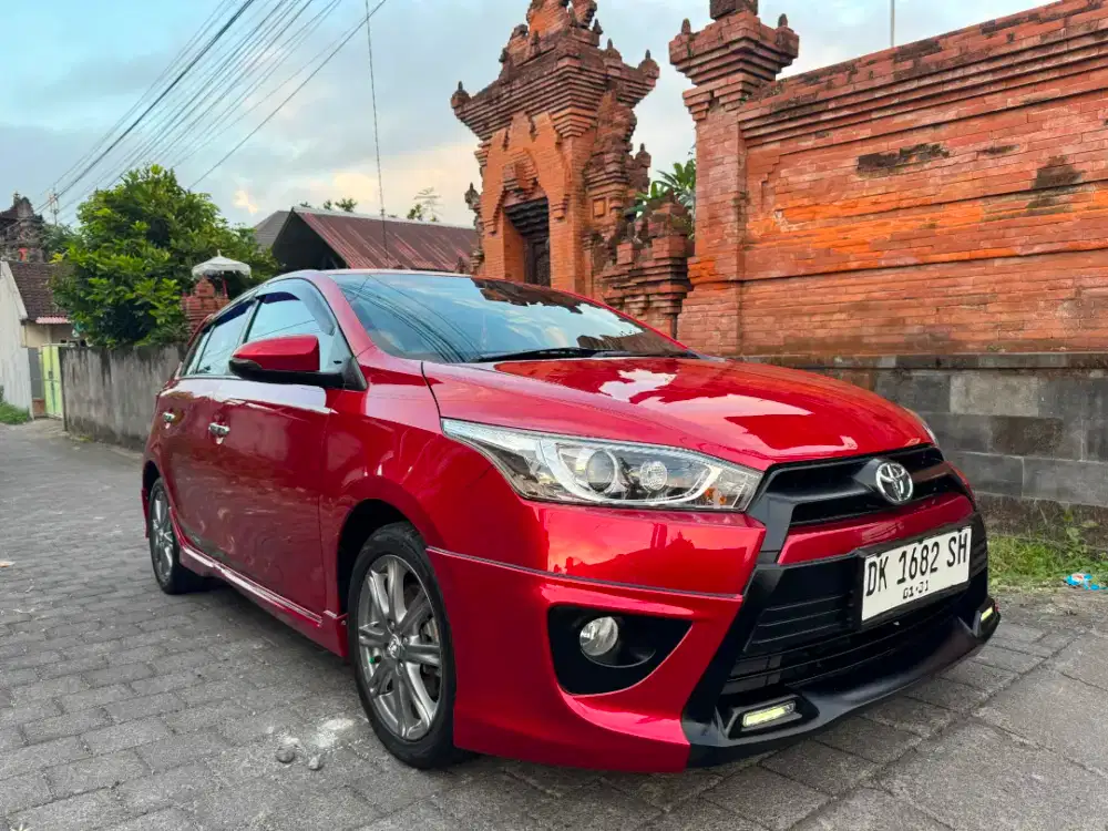 Yaris TRDs matic asli bali tangan 1 orisinil total kredit DP 5jt