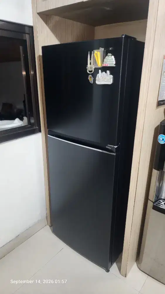 ​Panasonic 2 Pintu Inverter NR-TC211BUKD - Mulus Like NewGaransi Resmi