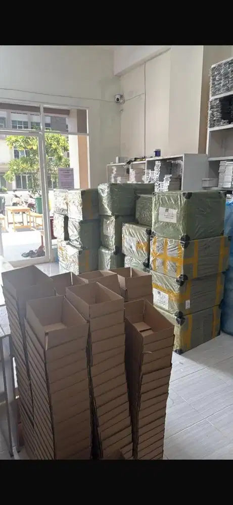 DICARI GUDANG SERABUTAN LAKI LAKI