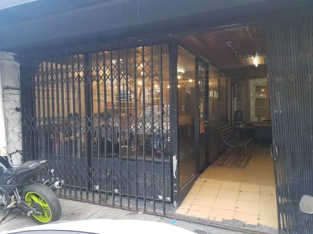 Jual Rumah Bagus Luas Lux Terawat Siap Huni Bangunan 2 Lantai Bisa Nego di Jalan Supratman Heritage Type B Bandung