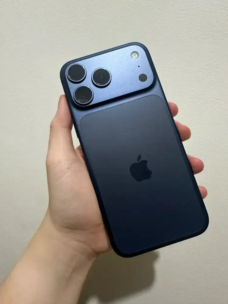 iPhone 17 Pro Max Deep Blue 256GB -Super Like New|Garansi Panjang