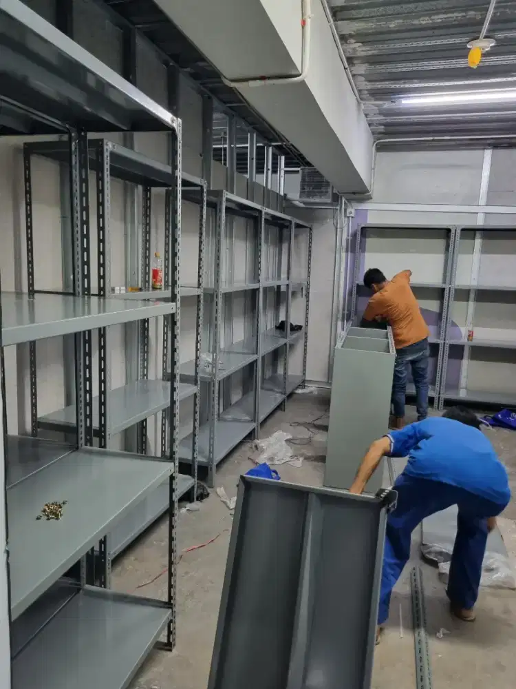Rak besi siku lubang ful besi