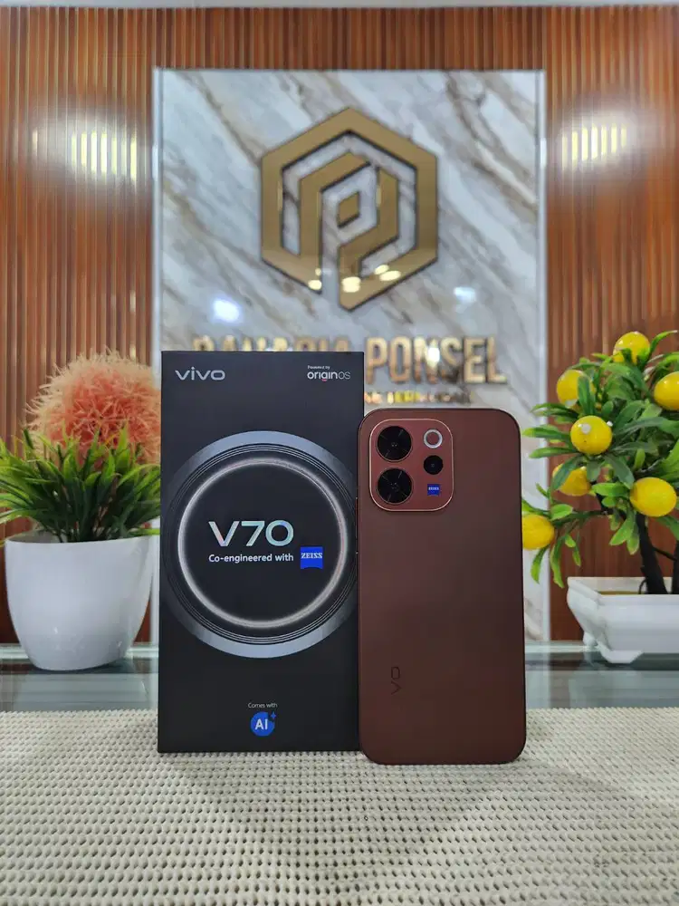 Vivo V70 5G Ram 12+12Gb/ 256Gb Fullset Mulus Like New Bergaransi