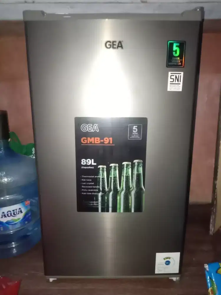 Kulkas GEA 89 Liter 1 Pintu – Pemakaian 6 Bulan, Kondisi Bagus
