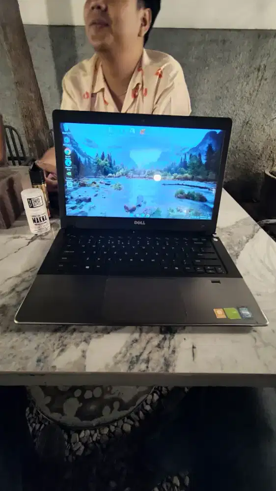 LAPTOP DELL VOSTRO SLIM