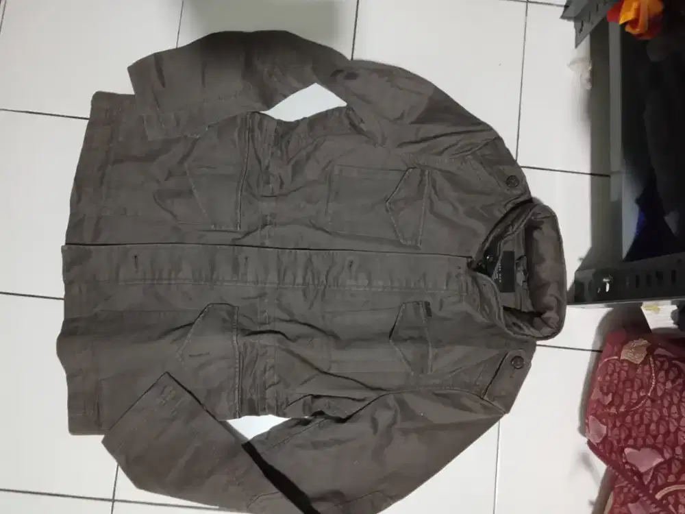 Zara size XL,kondisi baru,jual 400k
