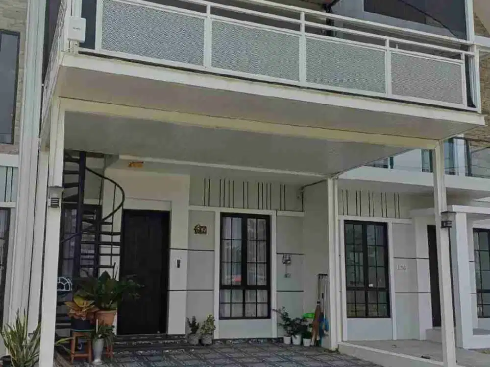 Jual Rumah Bagus.Full Furnish.Dekat Toll di Depok.