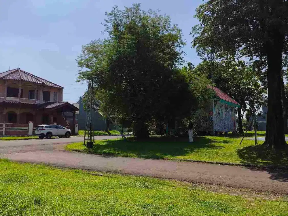Kavling Mewah Lokasi Boulevard  Depan Taman Nusa loka BSD city