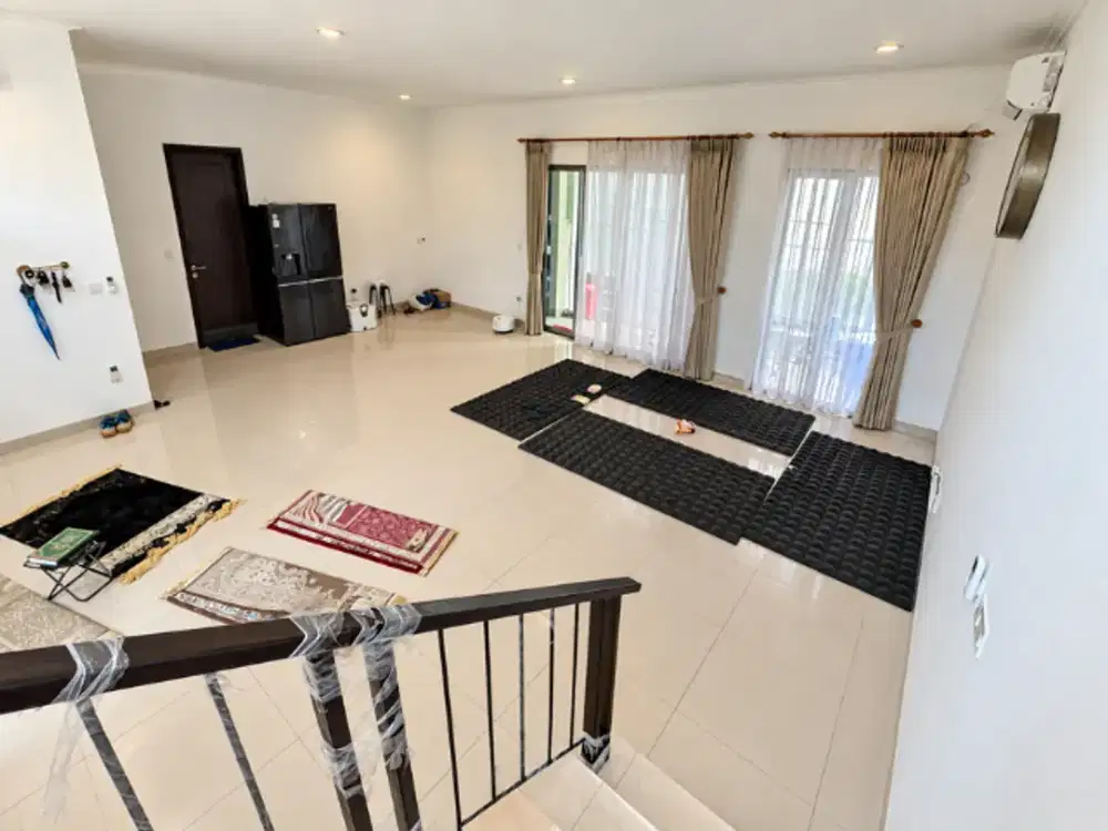 Rumah Bagus Siap Huni di Pik 2 Sudah Ada AC Gorden (023)