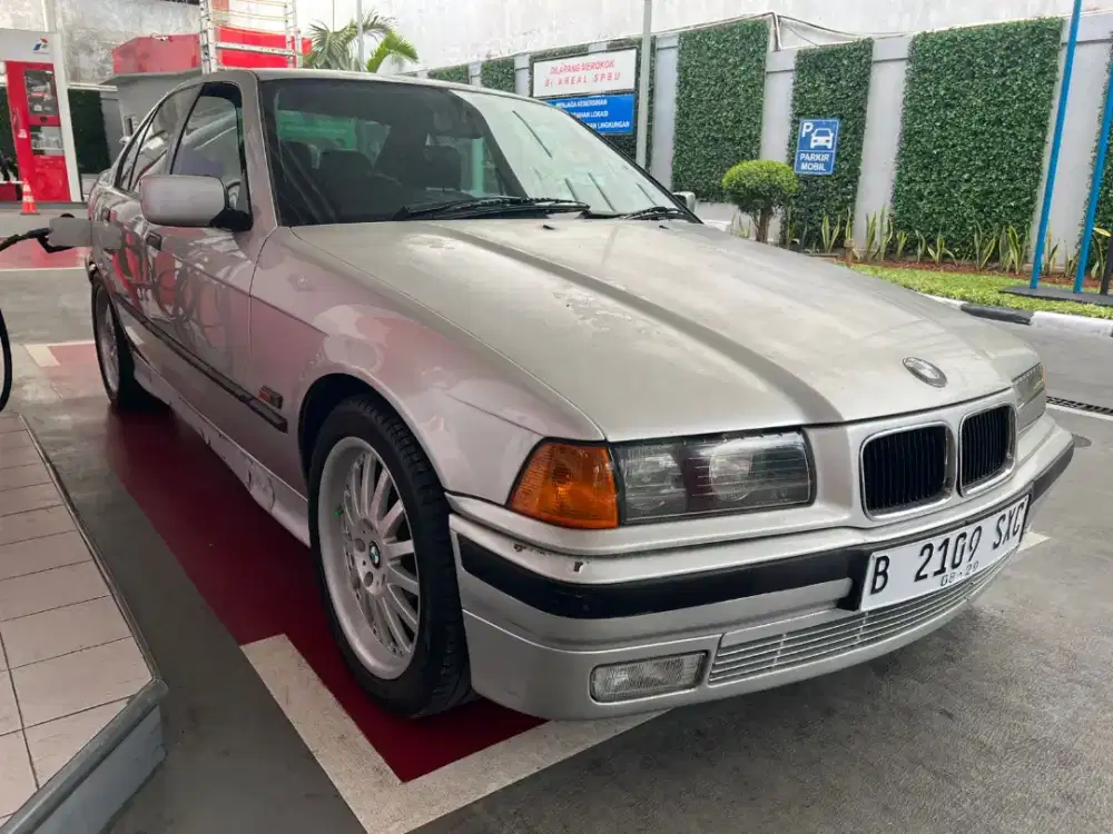 Bmw e36 320i AT thun 95 vanos
