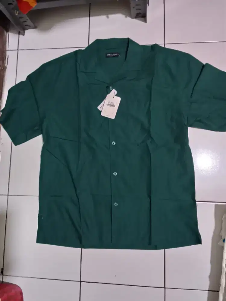 The executive kantor, size XL,kondisi baru,jual 80k