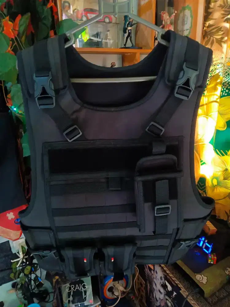 Jaket Rompi Taktikal Anti Angin