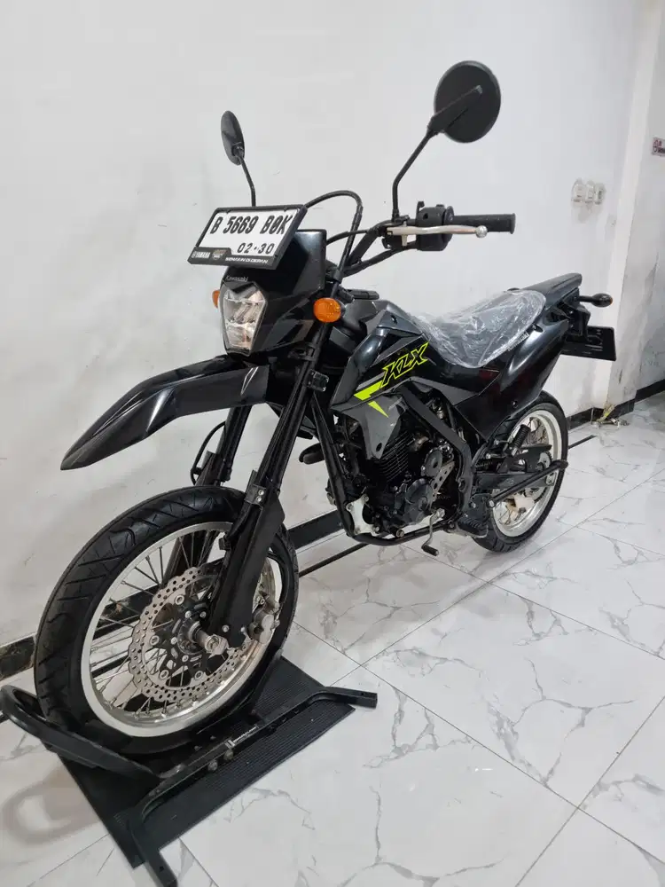 Kawasaki KLX 150 SM USD LED 2025 bl 2 pajak 2027 Supermoto Bisa kredit