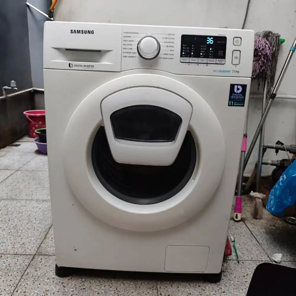 MESIN CUCI Samsung Front Loading 7.5Kg AddWash EcoBubble WW75K5210YW