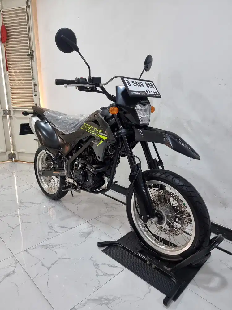 Kawasaki KLX 150 SM USD LED 2025 bl 2 pajak 2027 Supermoto Bisa kredit