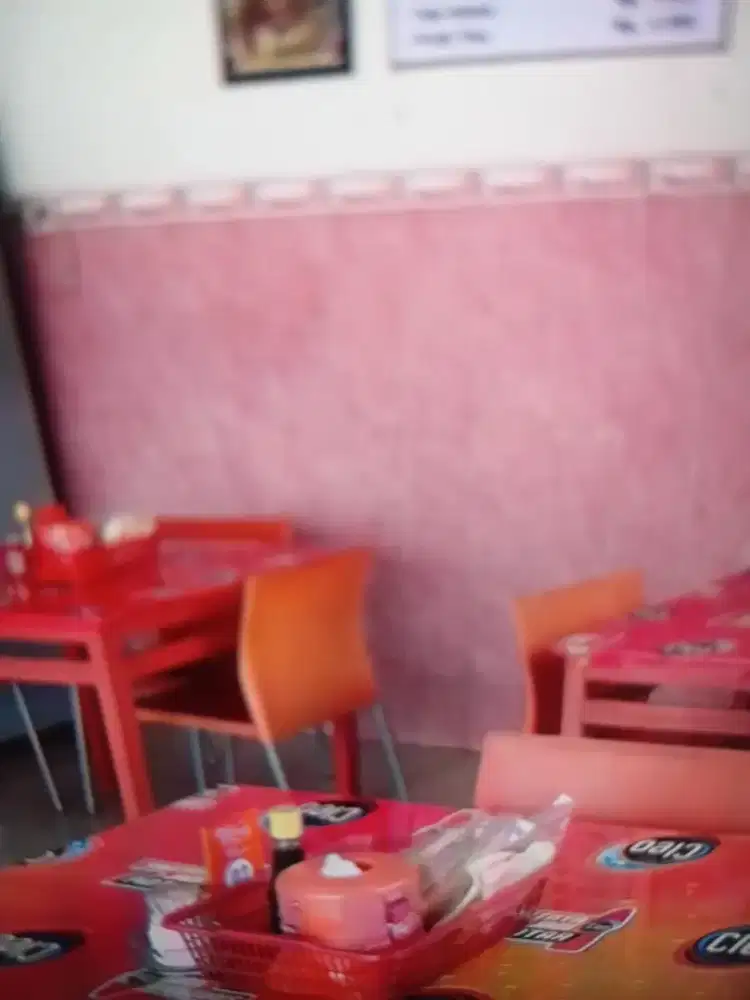 Kursi makan untuk usaha jualan