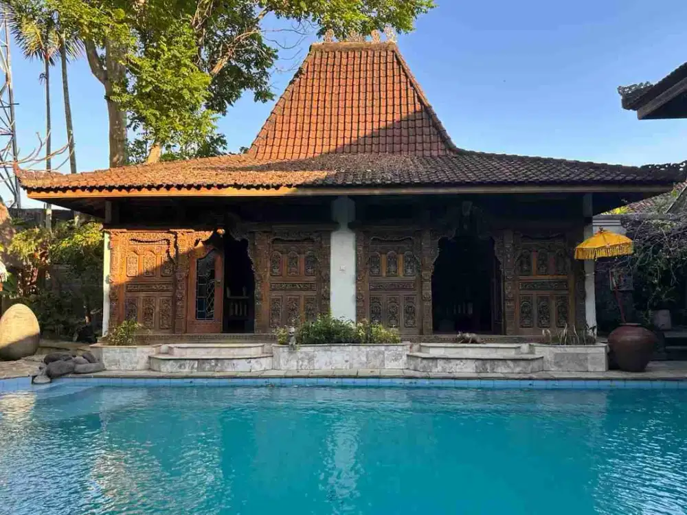 Luxury Jungle Villa Estate 2,430 m² in Legian–Seminyak, Bali