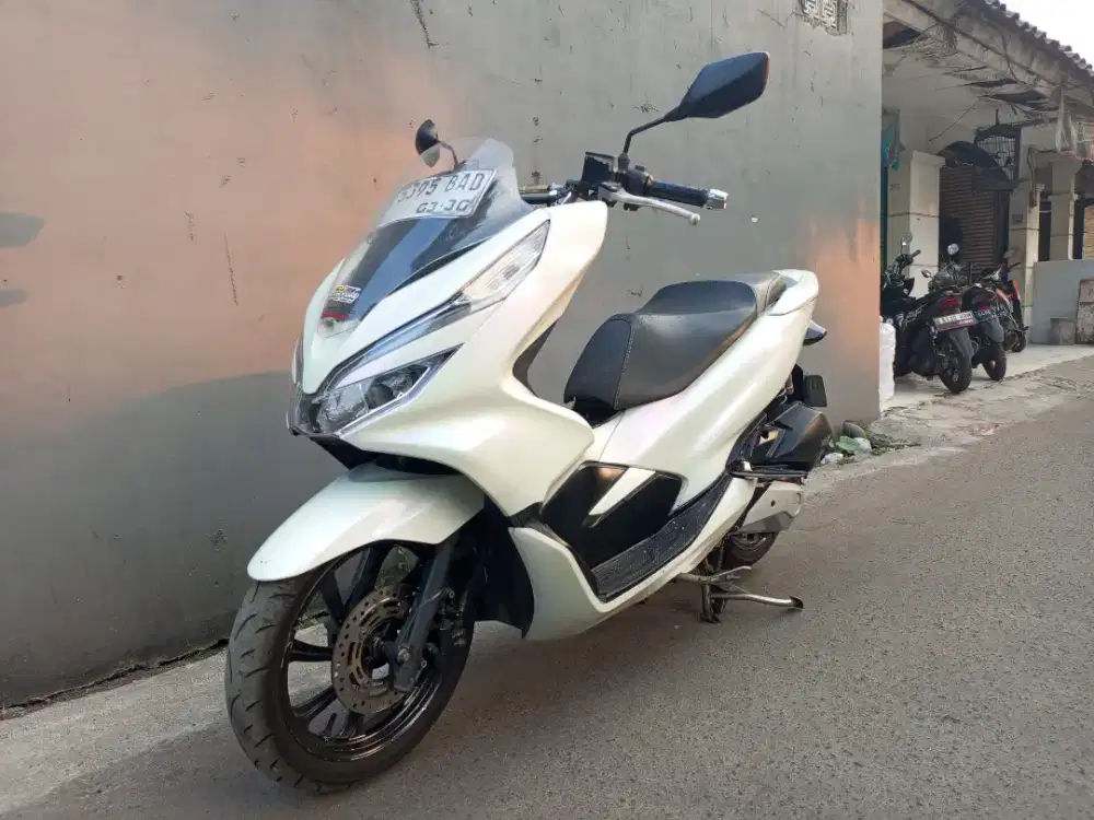 PCX CAKEP putih lembayung 2020
