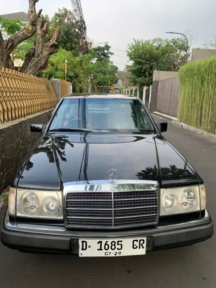 Mercy E300 th 1990