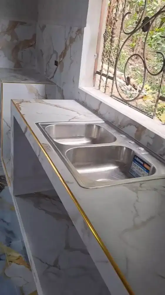 Tukang meja dapur cor