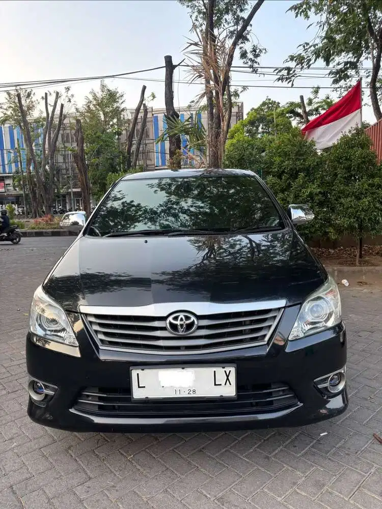 Toyota Kijang Innova 2012 Bensin