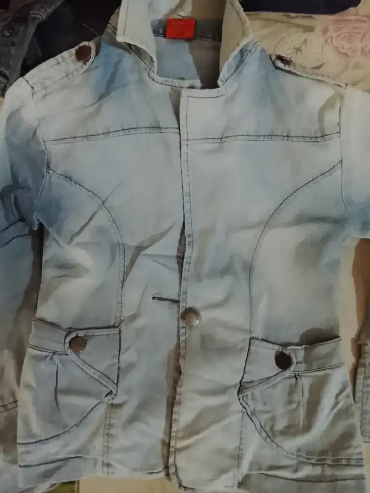Dijual Bekas Jaket Jeans