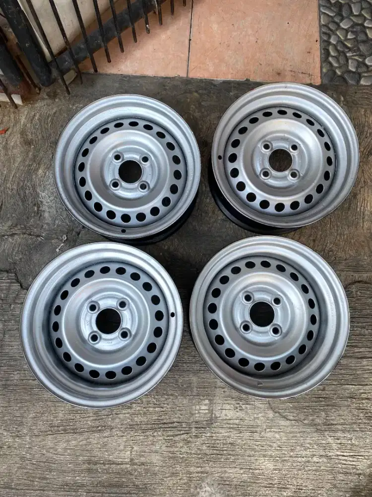 Velg Kaleng Custom Celong R13