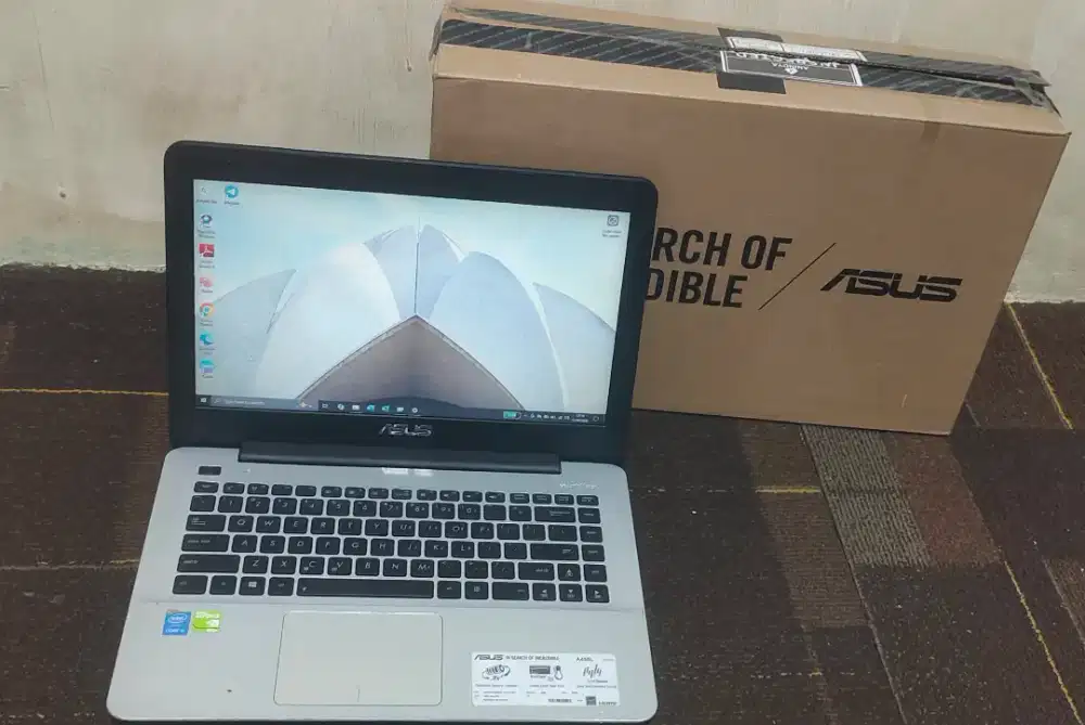 laptop Asus core i5-5200au Gen5 ram 4GB SSD 128GB+HDD VGA Nvidia 2GB