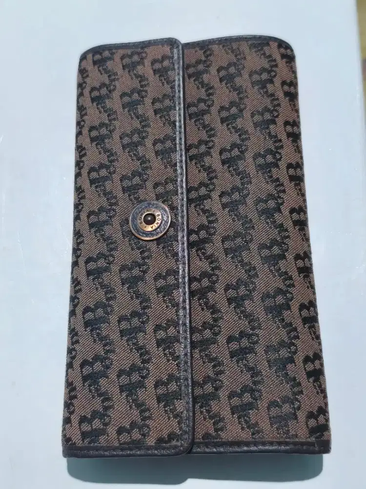 Bonia Original, Dompet panjang size 18Cm, Mulus Lokasi Binjai
