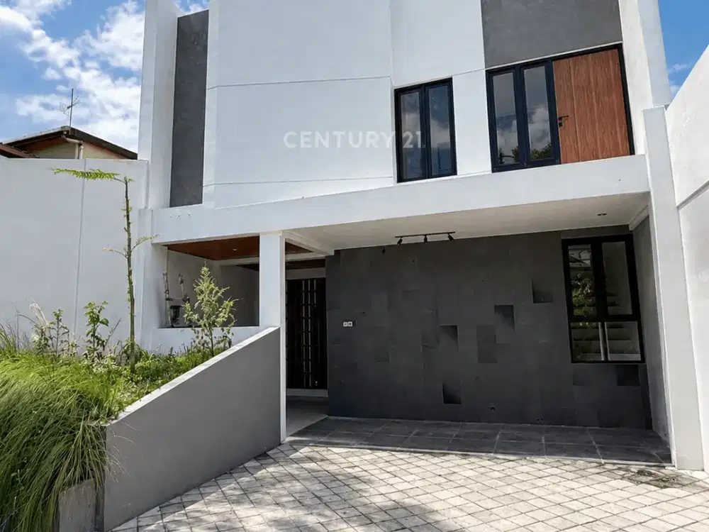 Rumah Minimalis 2 Lantai Di Candi Gebang Dekat FE UII Siap Huni