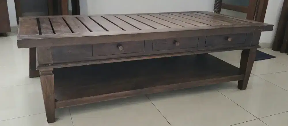 Meja Pijat Kayu Solid