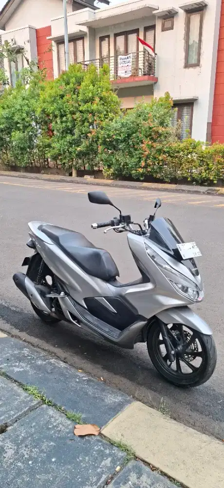 Honda pcx abs 2019 low km