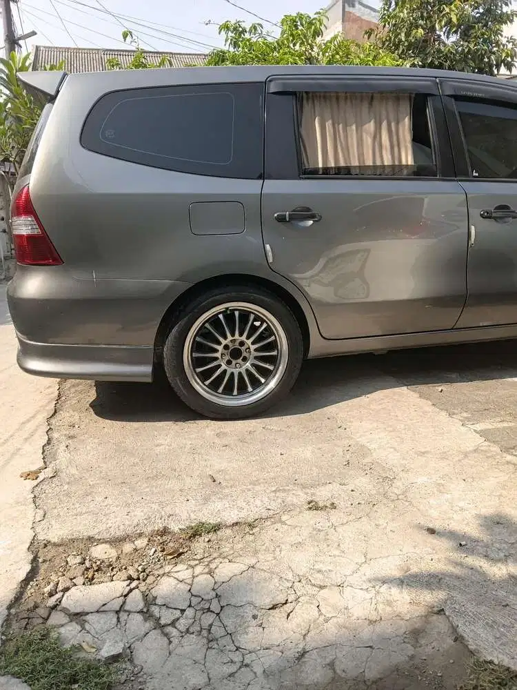 Nissan Grand livina 2007 Bensin