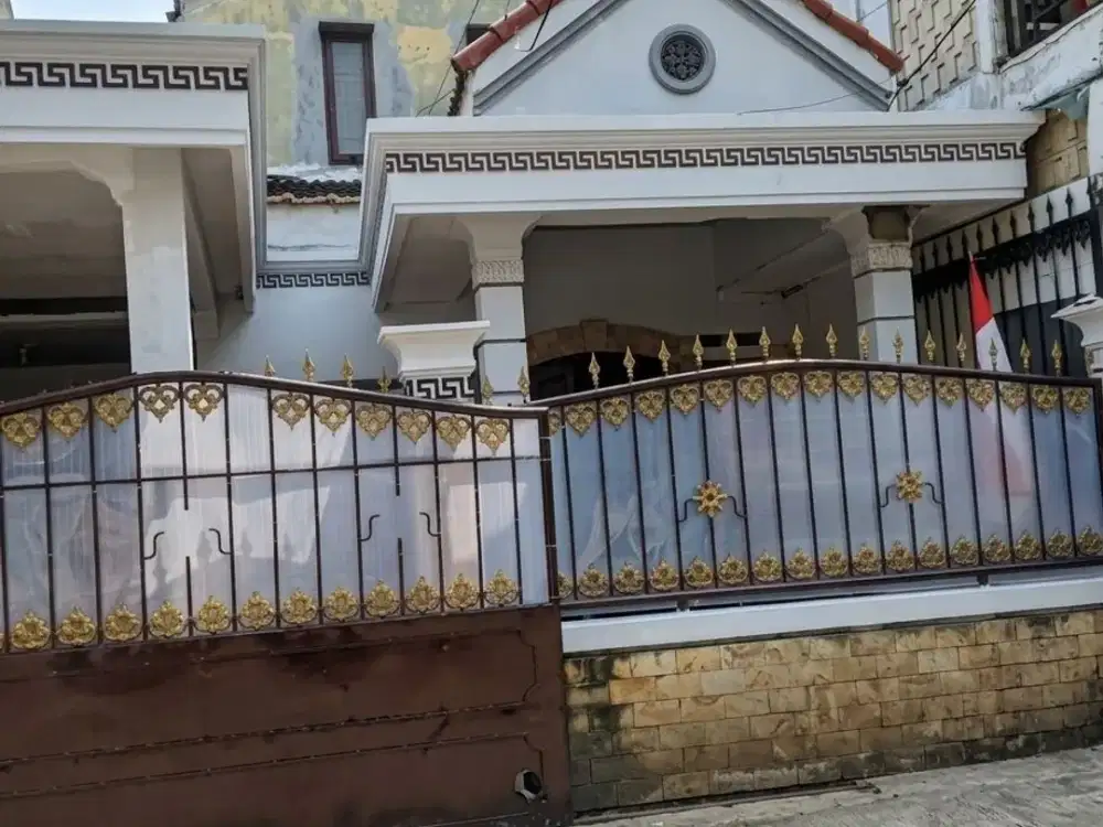 Rumah Luas Strategis di Margahayu