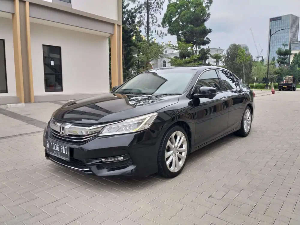 (TDP 10jt) Honda Accord 2.4 VTIL AT 2017 Pajak Panjang