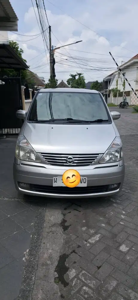 Nissan Serena 2010