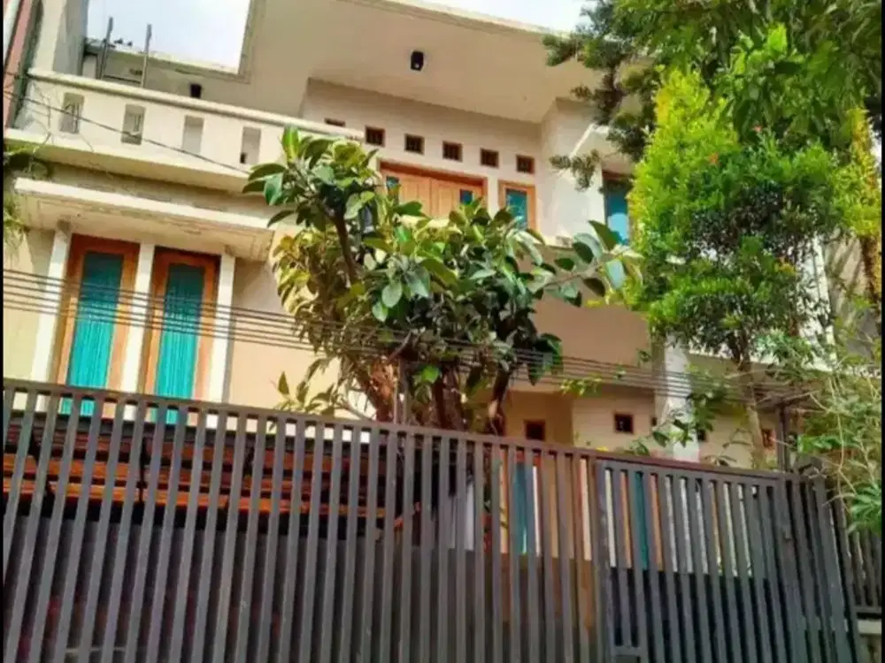 Dijual Rumah Siap Huni 2 Lantai di Padasuka