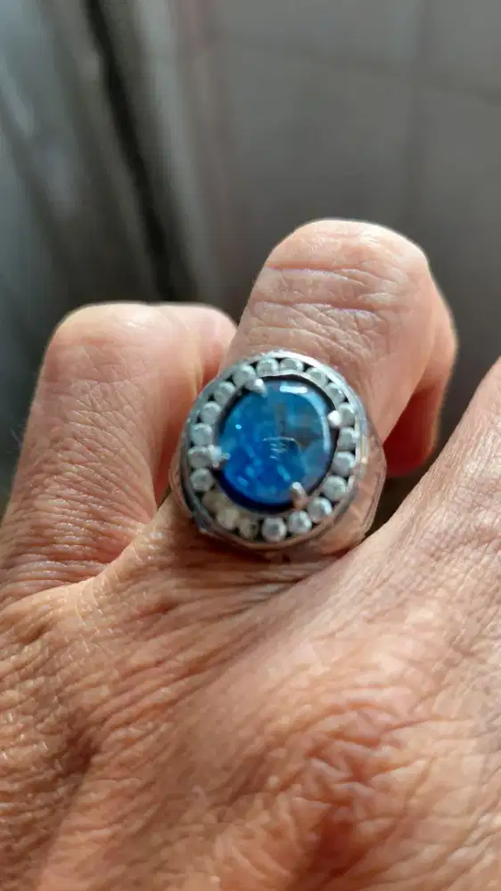 Natural blue safir N.H