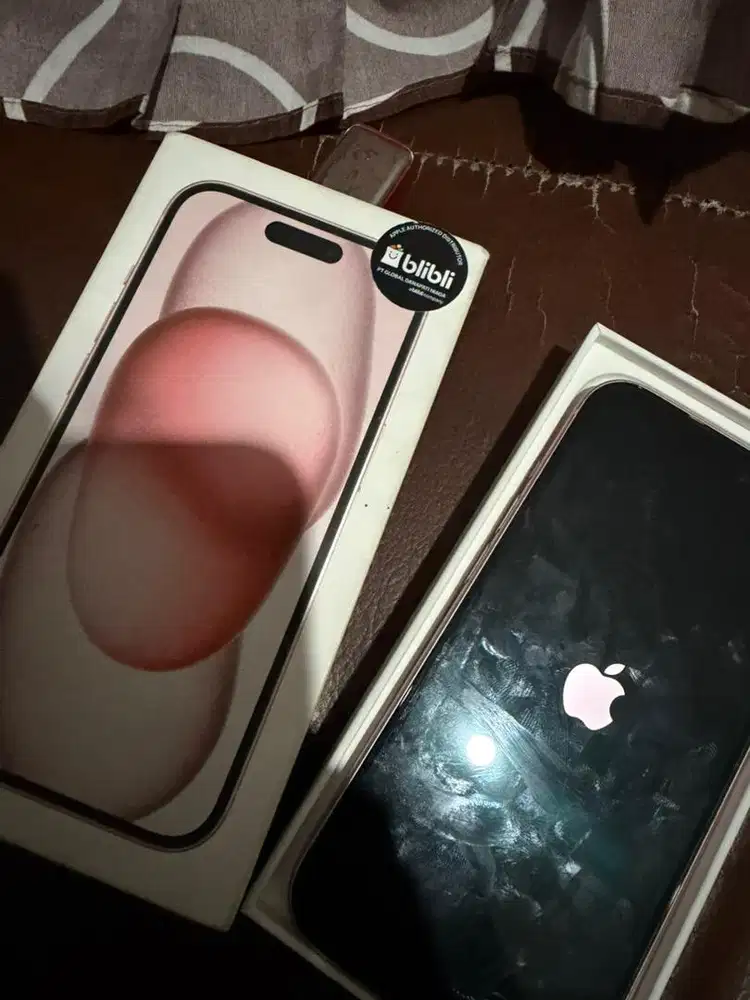 For sale iphone 15 pink 128