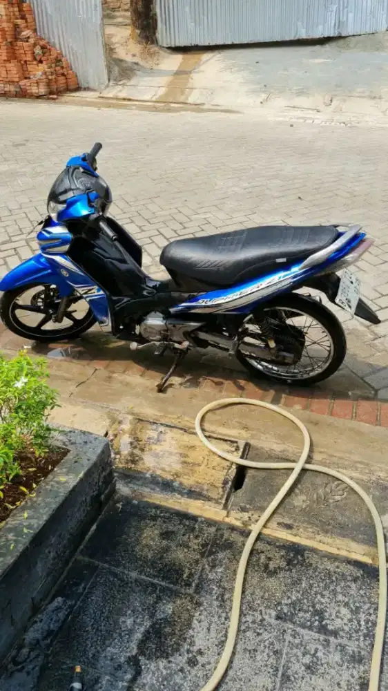 Di jual cepat motor bekas inventaris kantor