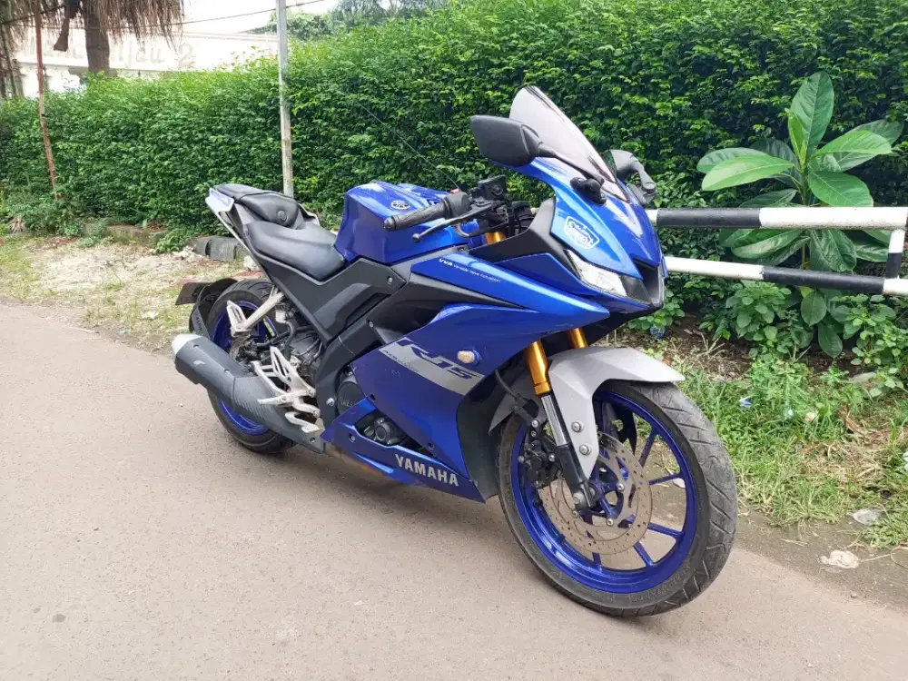 R15 V3 2021 cakep siap gass mulus