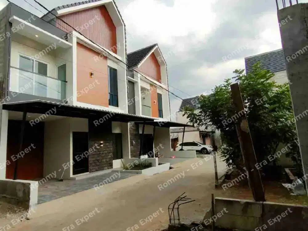 Dijual Rumah 2 Lantai Siap Huni Lokasi Strategis dekat Akses Tol di Cibubur Jakarta Timur
