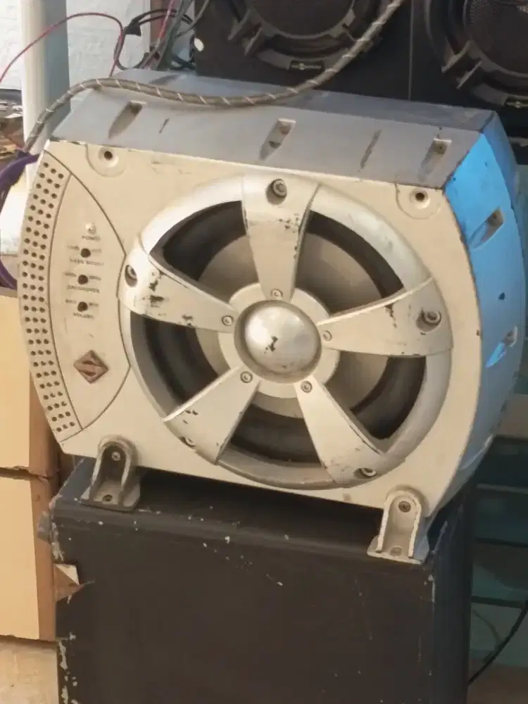 Subwoofer aktif seken 10in