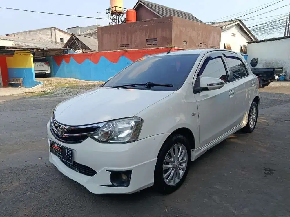 TDP 9 Juta Etios G MT 2016 Putih