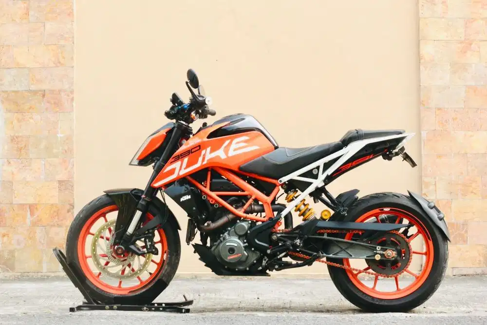 KTM Duke 390 ABS mulus KTM. 390adv er6n er6f 650 Himalaya Z650 CBR600