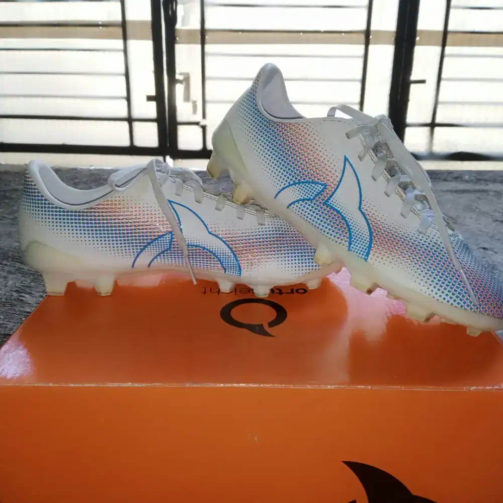 Bismillah, jual sepatu bola ortuseight size 37