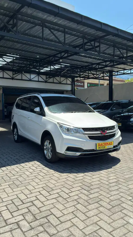 Wuling Cortez St 2023 putih manual